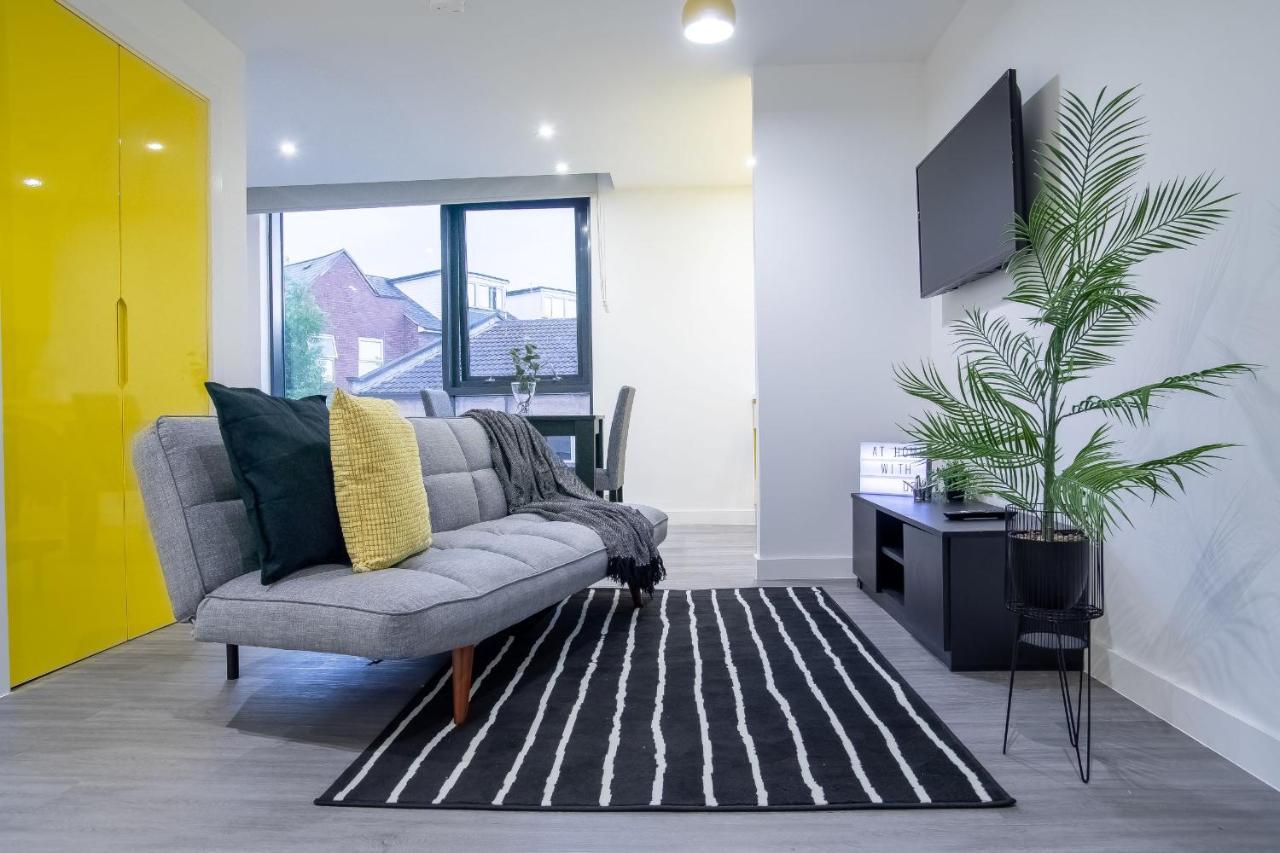 Royal Riverside Apartments Sheffield Centre - Opulent Living Екстериор снимка